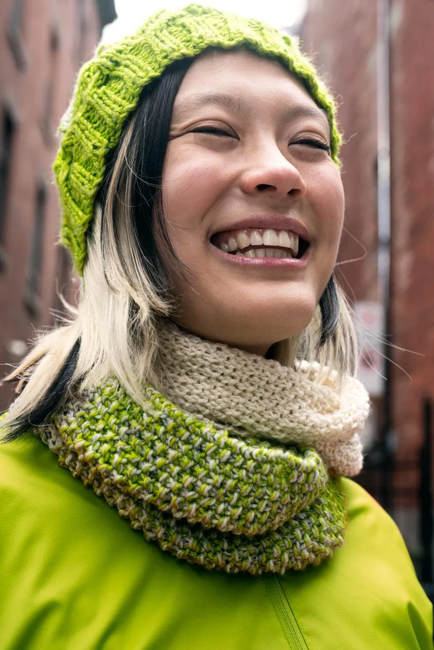 Brin de Folie Matching Hat & Scarf | Knitting Patterns