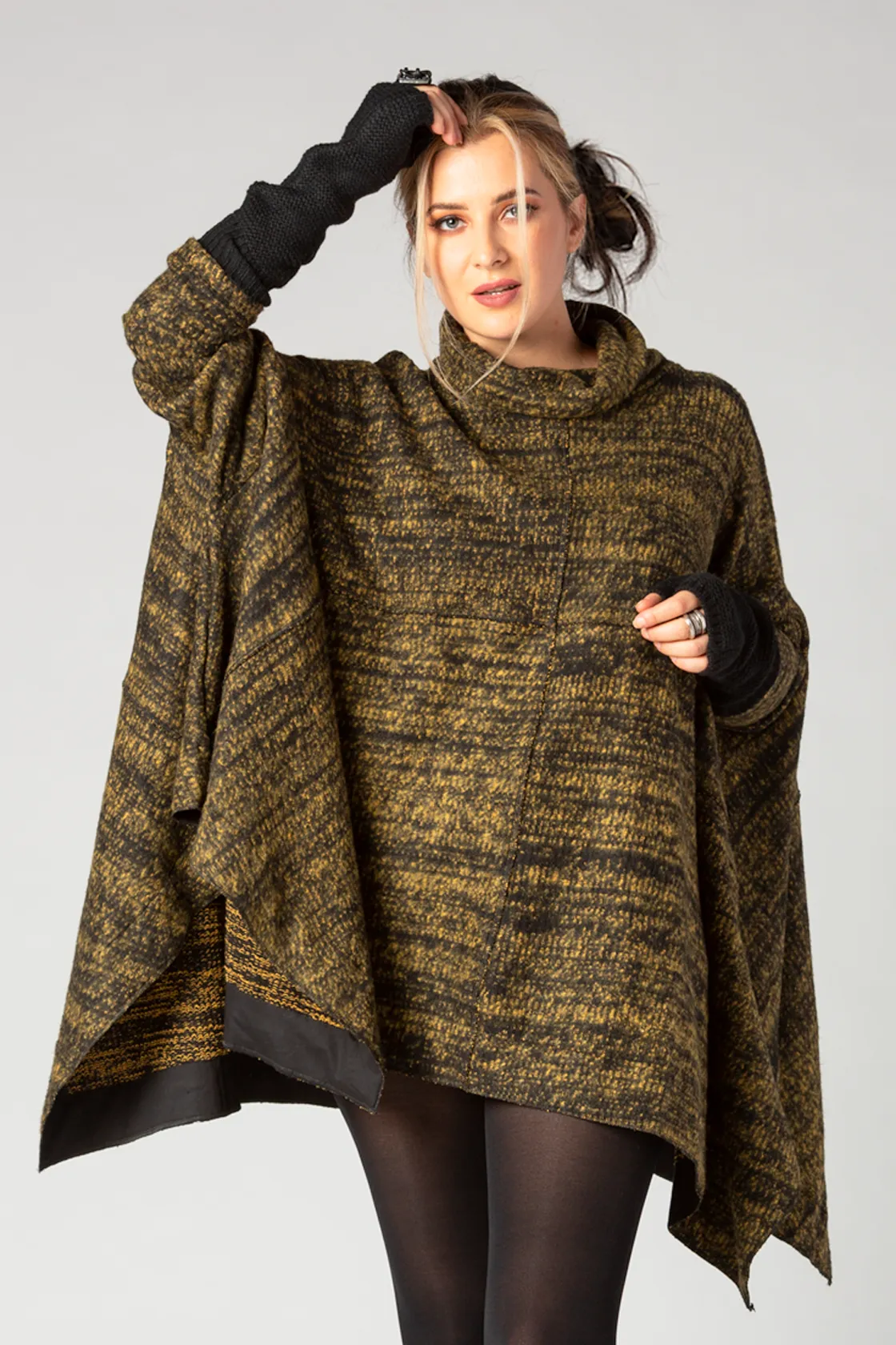 GERSHON Poncho in Mustard