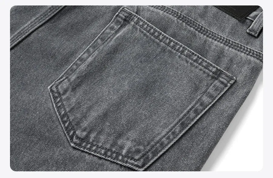 Simwood Loose Fit Jeans