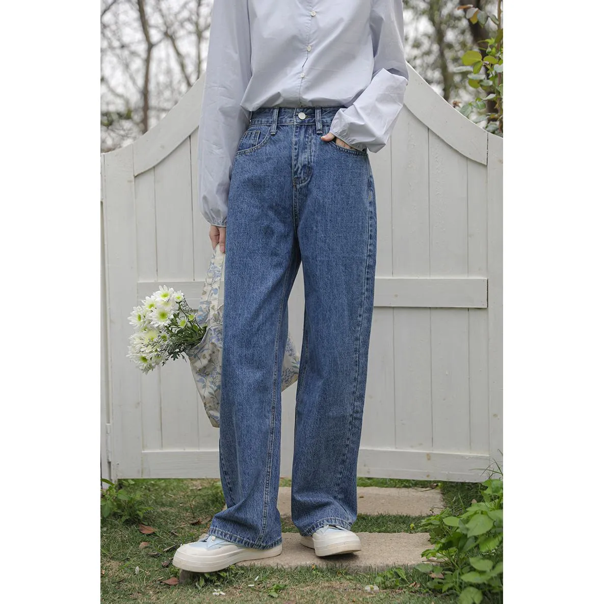 Versatile Wide-Leg Solid Color Simplicity Loose Fit Straight Leg High-Waisted Jeans