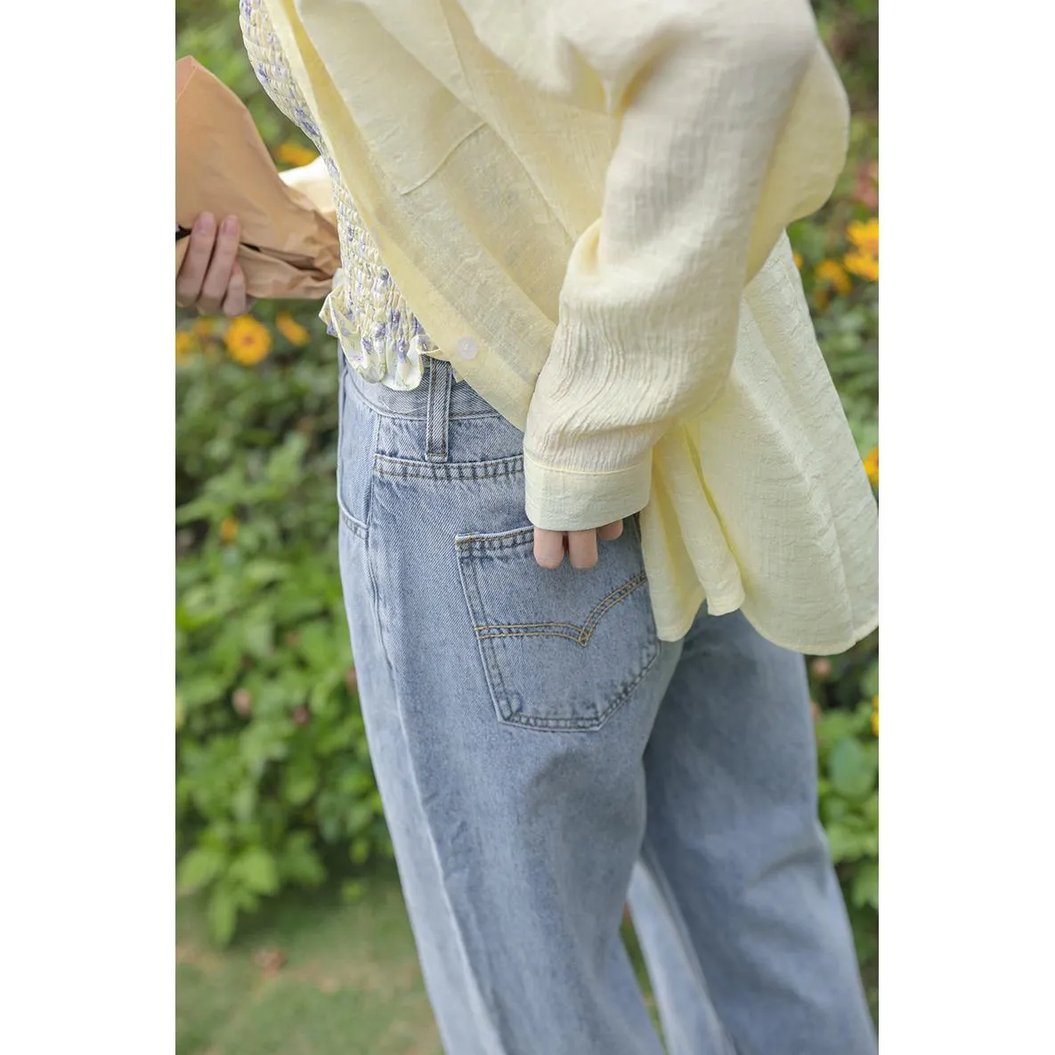 Versatile Wide-Leg Solid Color Simplicity Loose Fit Straight Leg High-Waisted Jeans