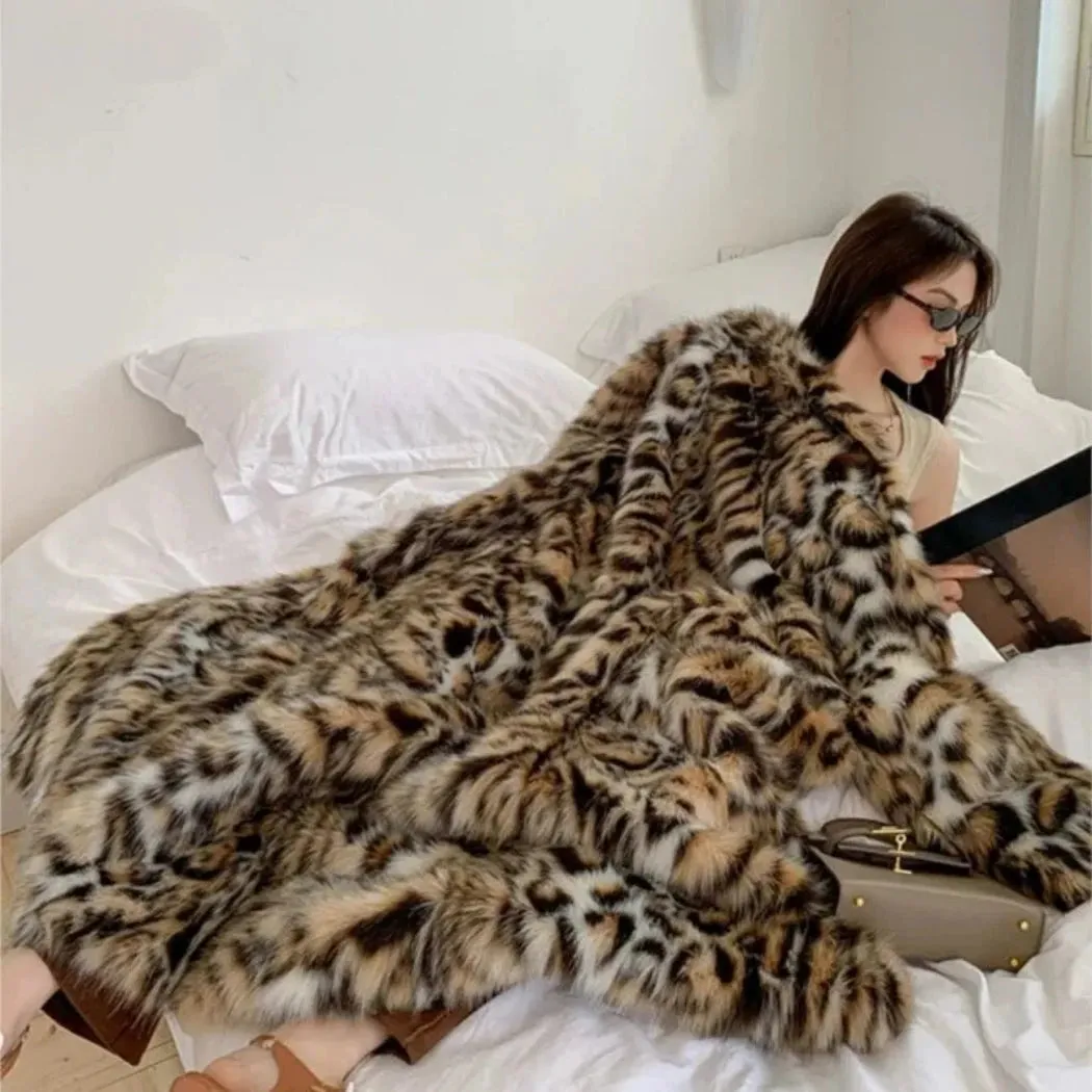 Women's Cozy Full-Length Faux Fur Cheetah Coat